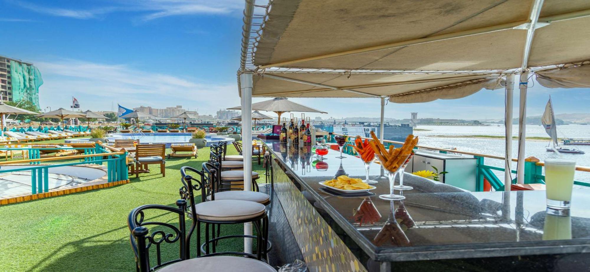 Sonesta Moon Goddess Cruise - From Aswan To Luxor - 03 & 07 Nights Every Friday Hotel Exterior foto