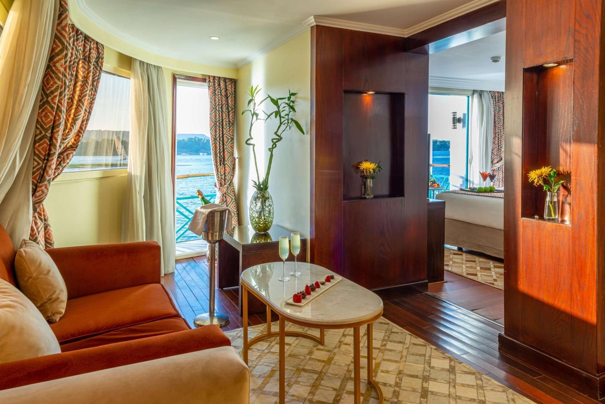 Sonesta Moon Goddess Cruise - From Aswan To Luxor - 03 & 07 Nights Every Friday Hotel Exterior foto